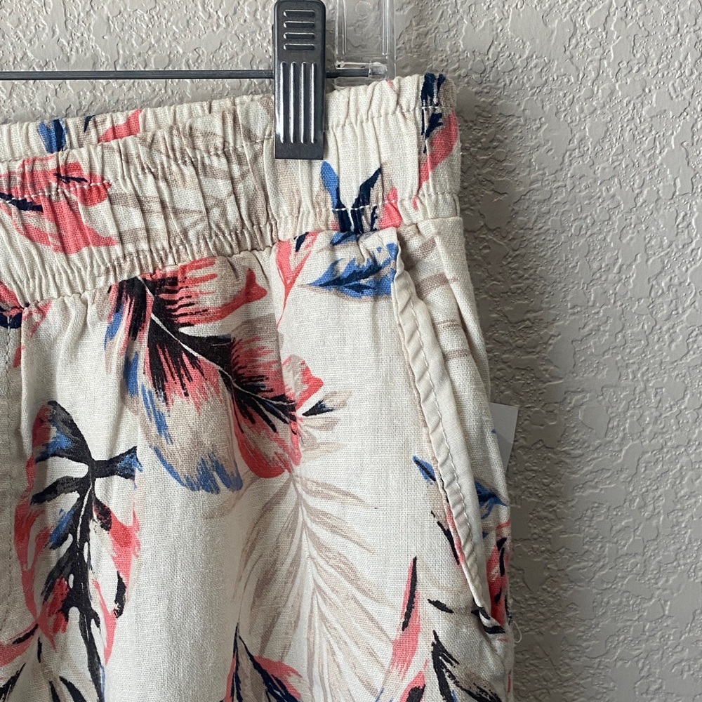 Briggs Ladies Linen Blend Pull-On Pants Sz: Large  Tan Floral (discount price) - Picture 2 of 9